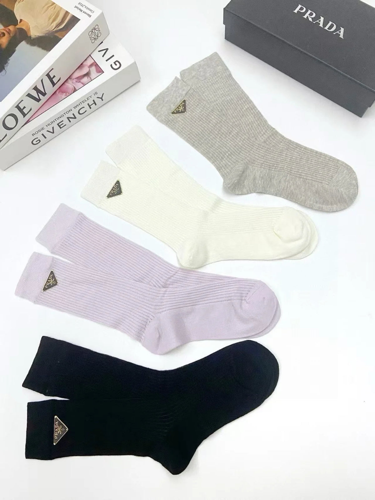 New classic letter boneless socks