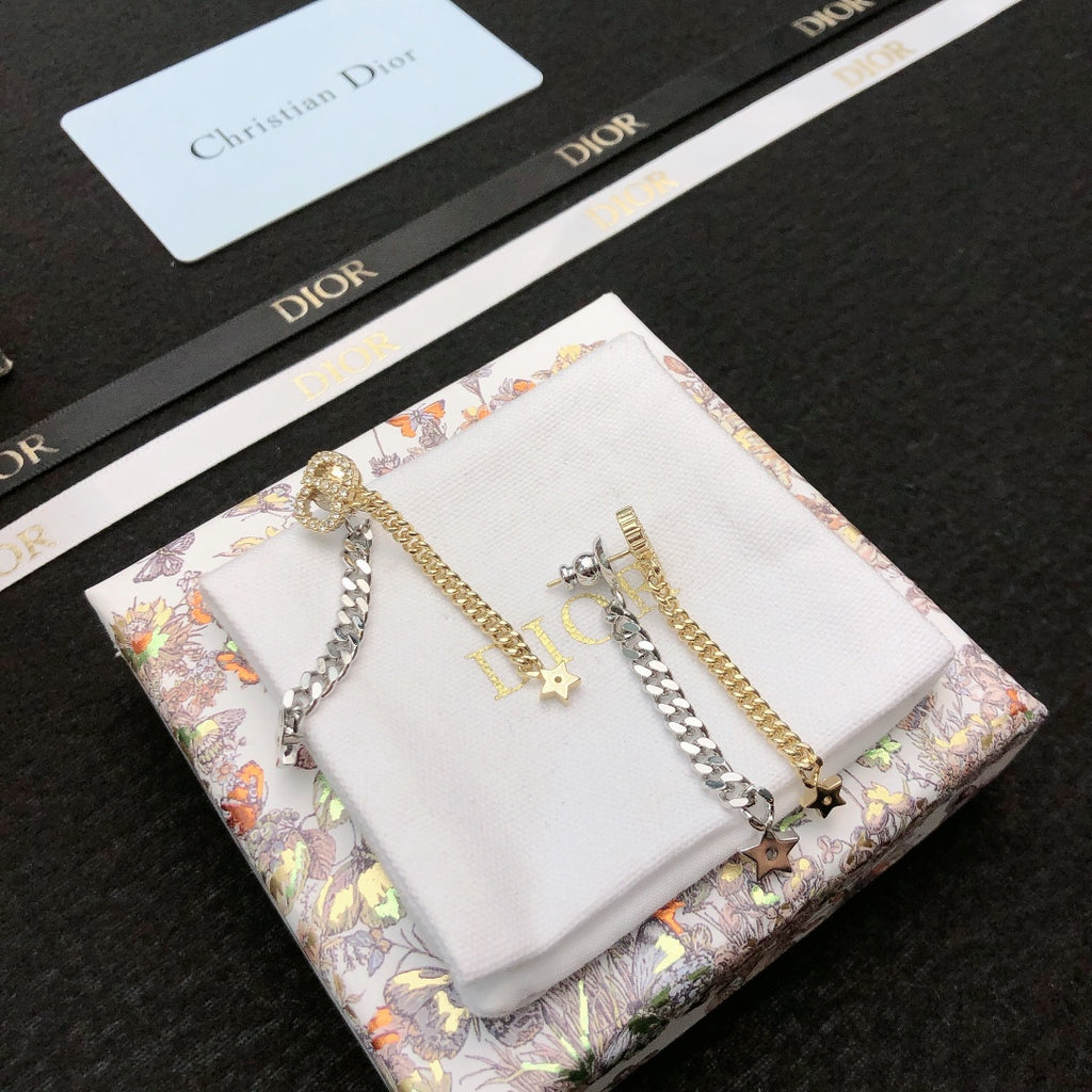 Explosive earrings