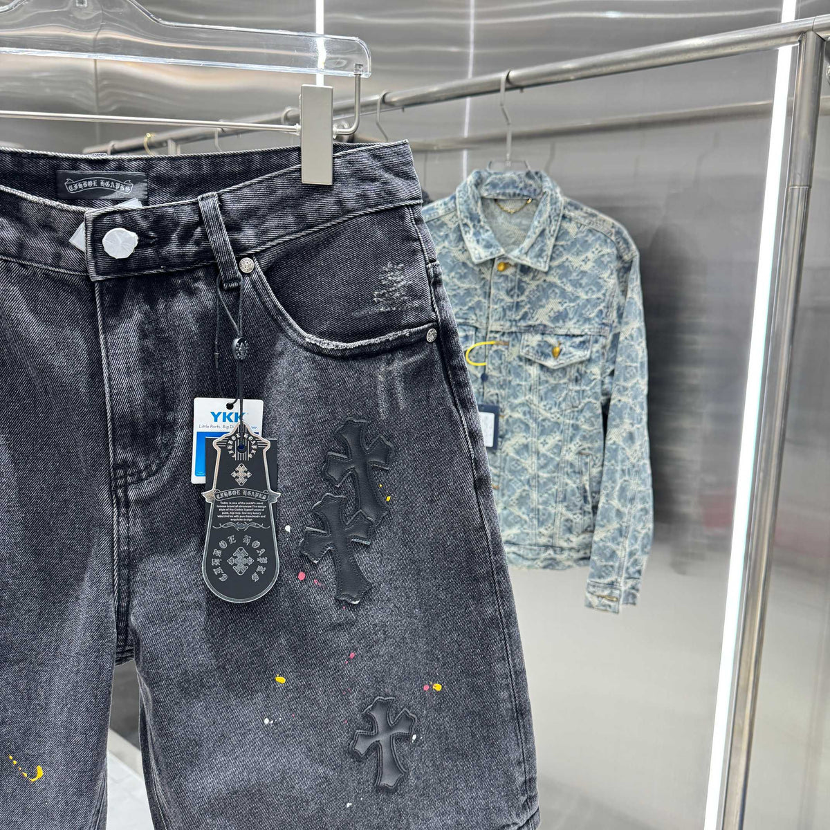 New split leather cross denim shorts