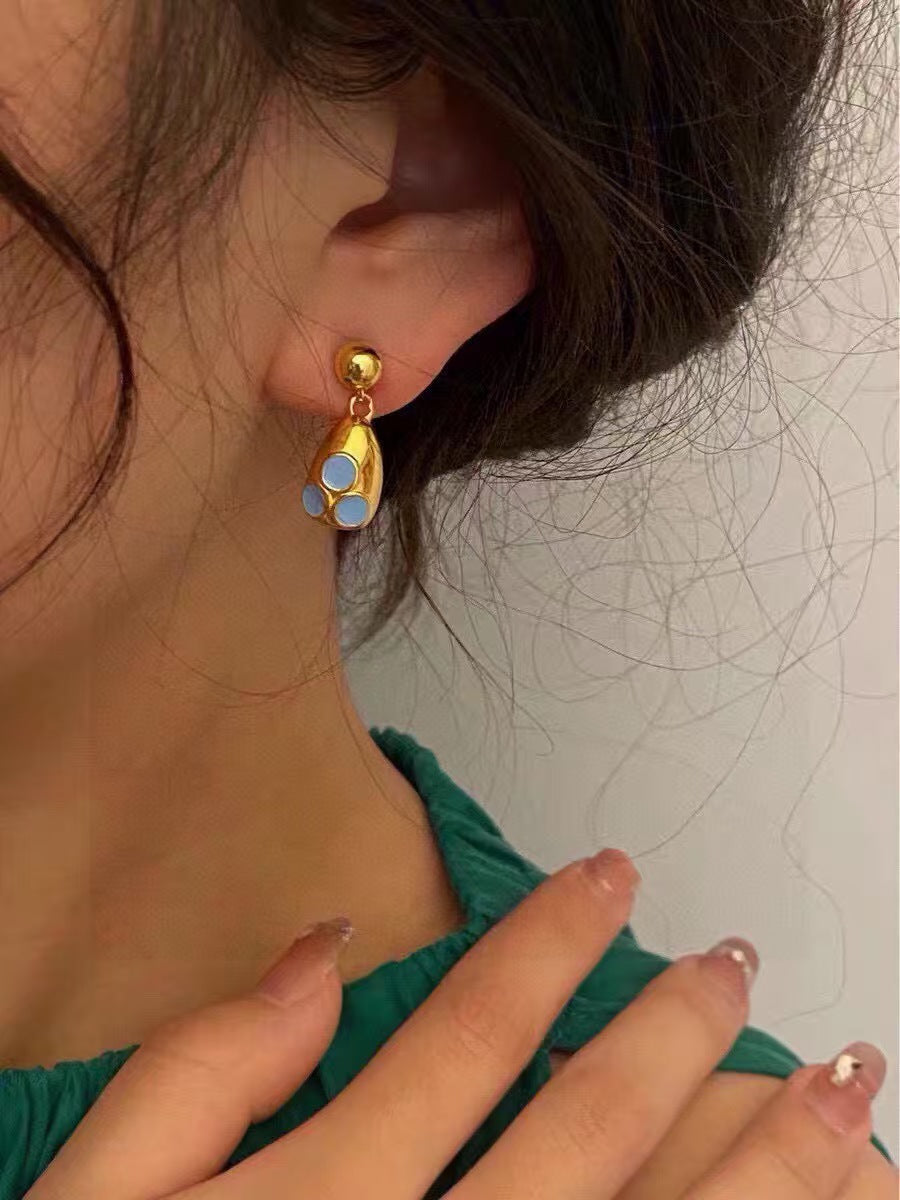 New Sparkling Earrings