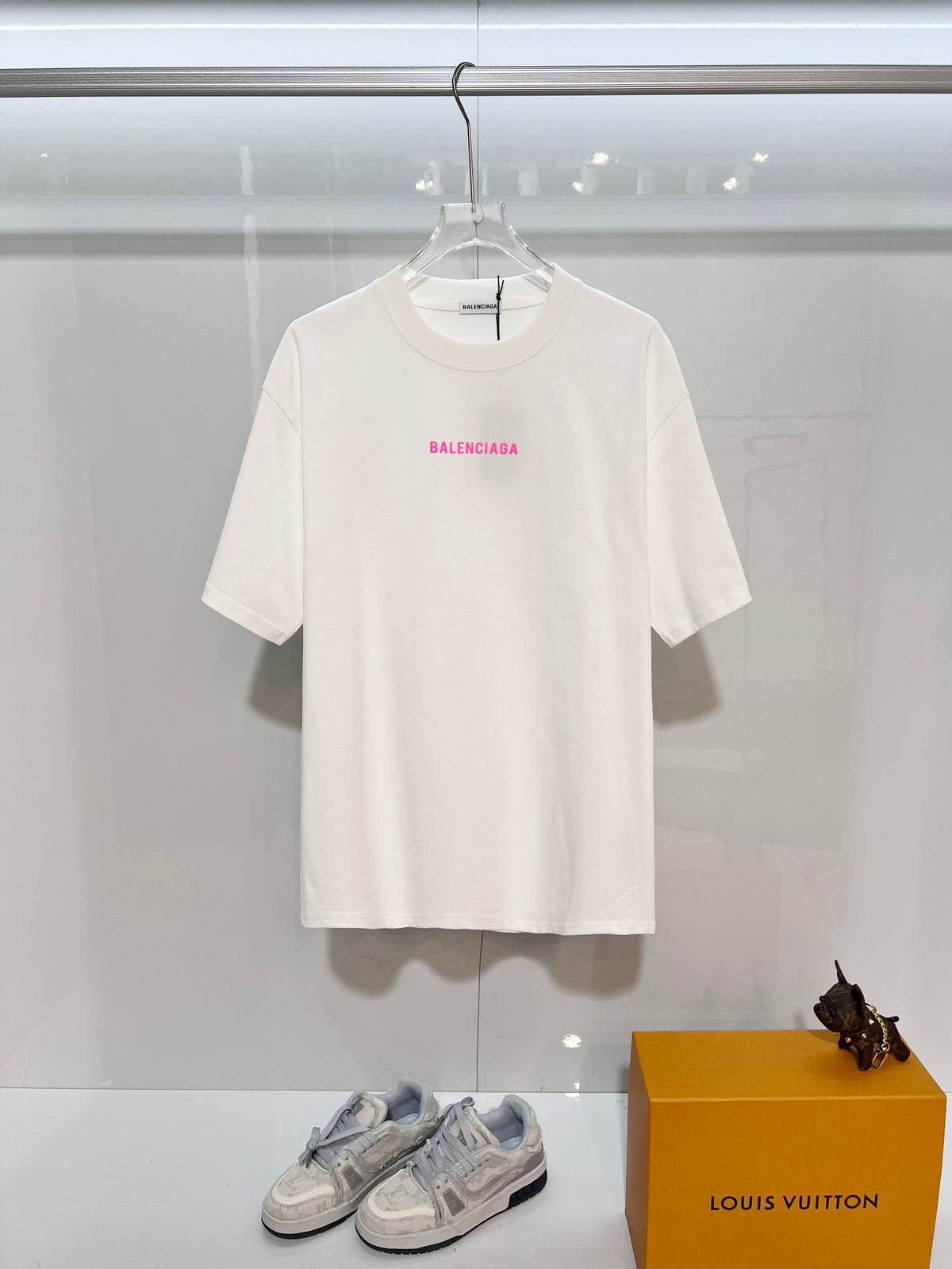 Foam offset small letter round neck T-shirt