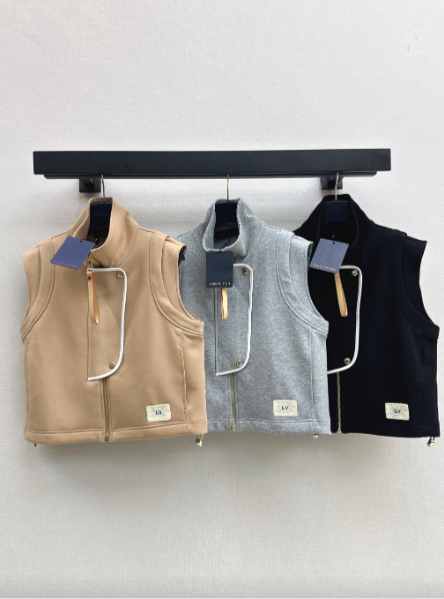 26 Early Autumn New Vest