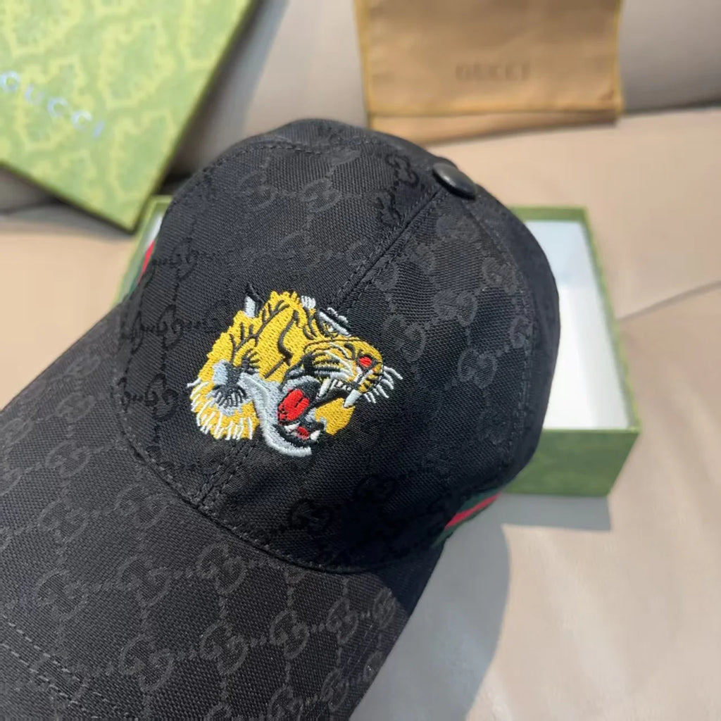 New embroidered baseball cap