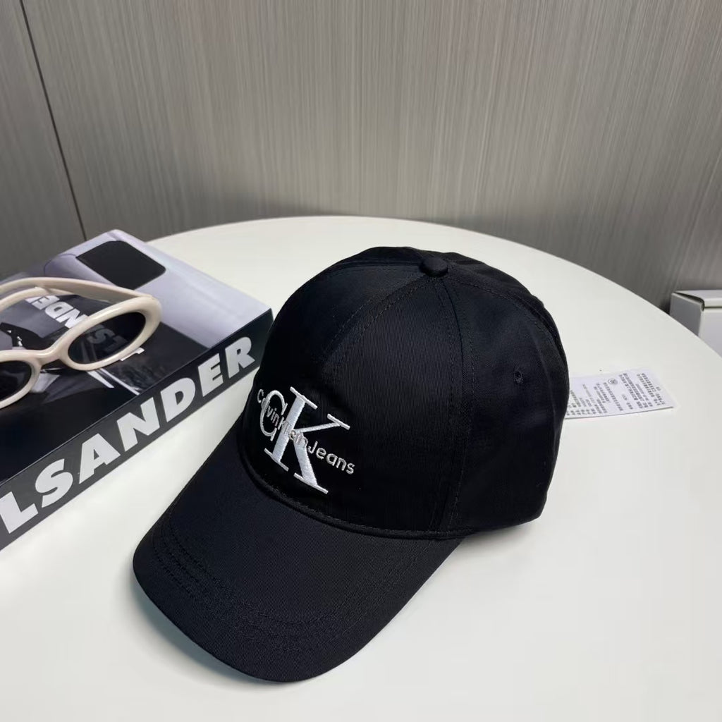 3D embroidered letter baseball cap