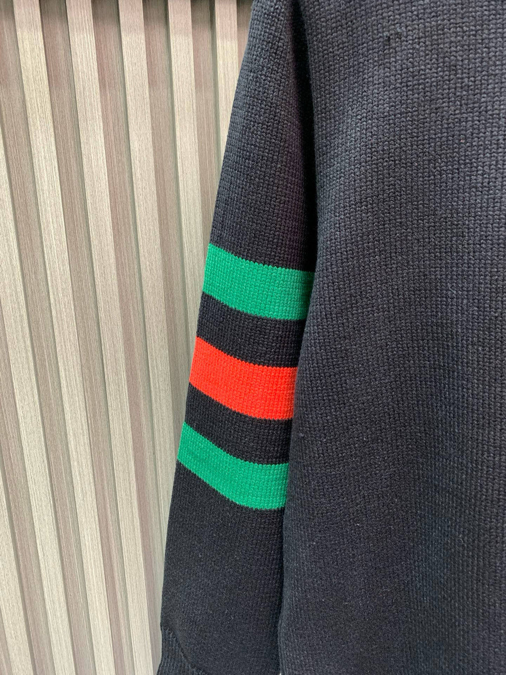 American college style retro round neck sweater