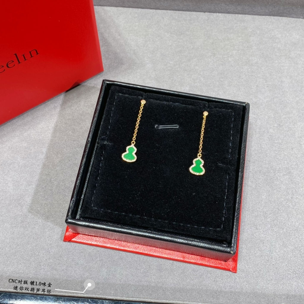 Mini gourd earrings