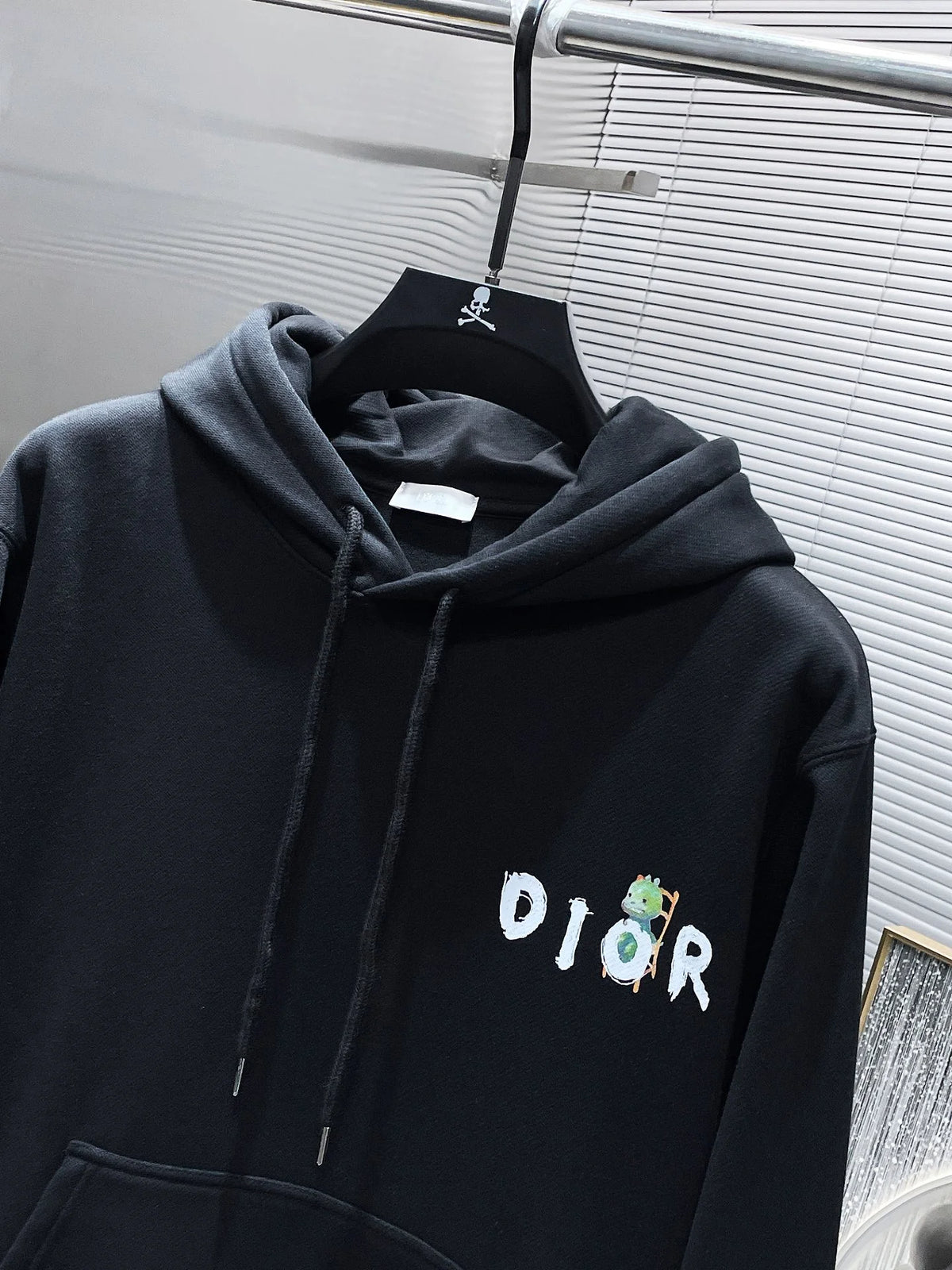 New long sleeved hooded sweatshirt sweatshirt