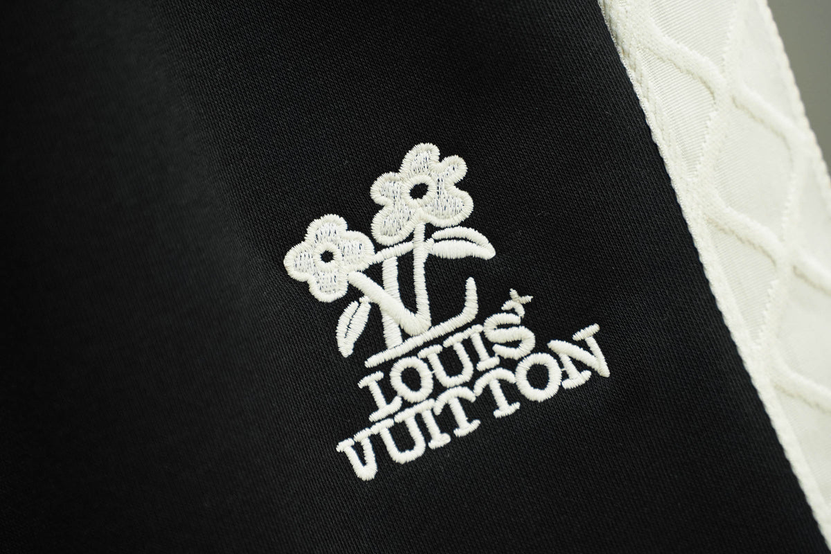 New side woven embroidered shorts