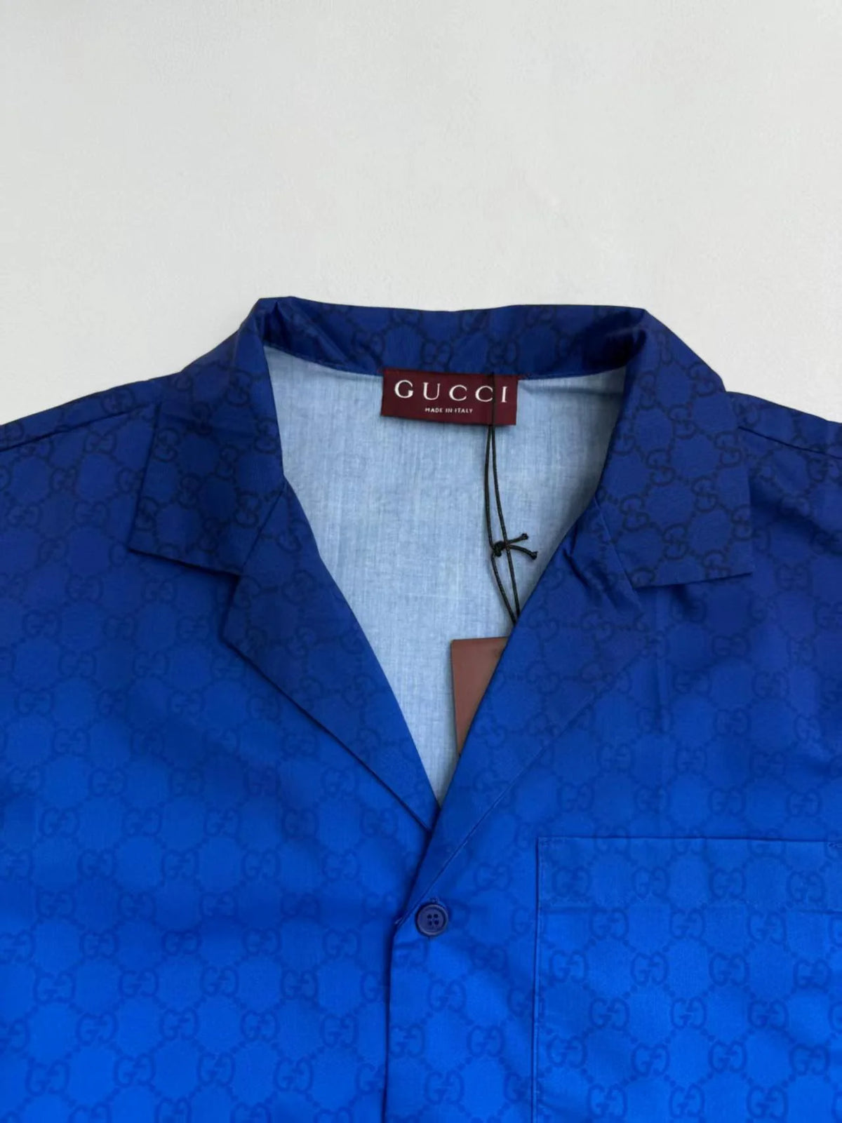 New gradient short sleeved shirt