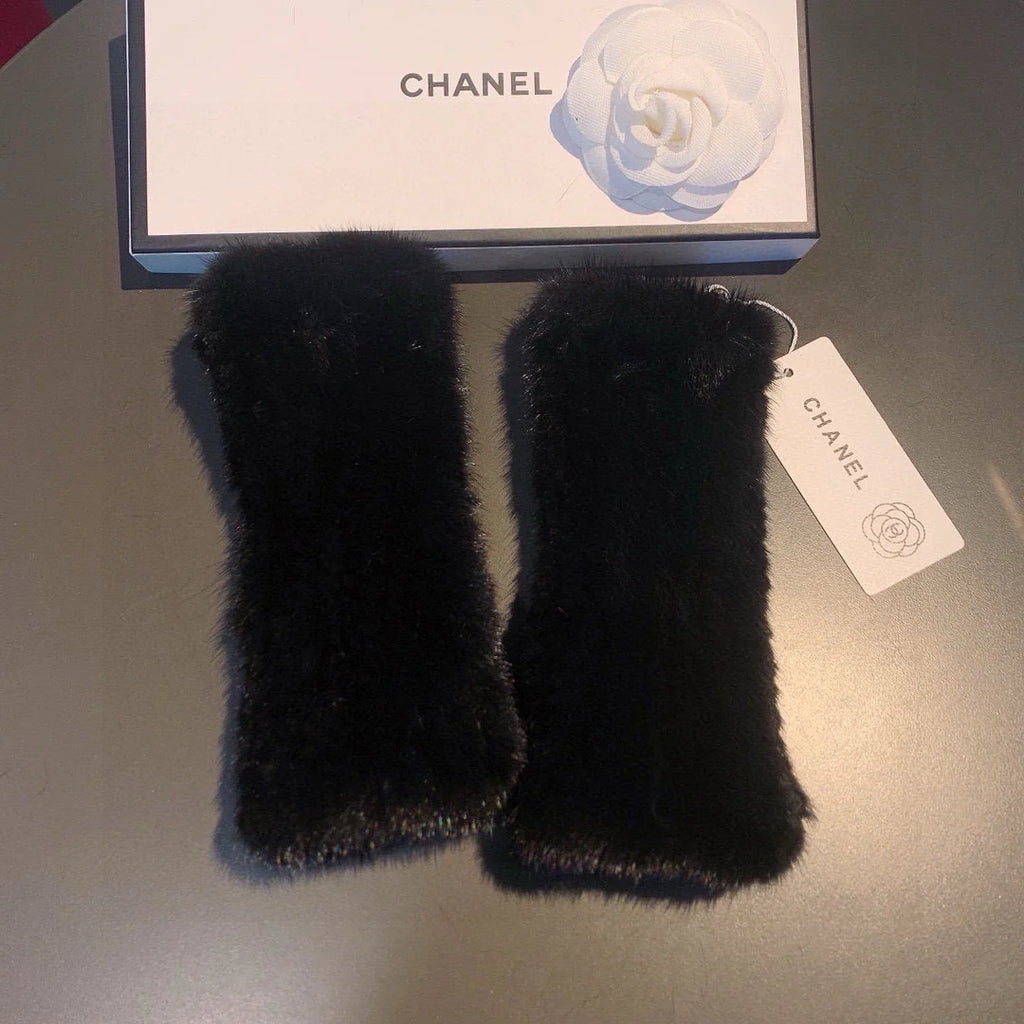 Autumn and winter mink fur exposed finger half cut gloves