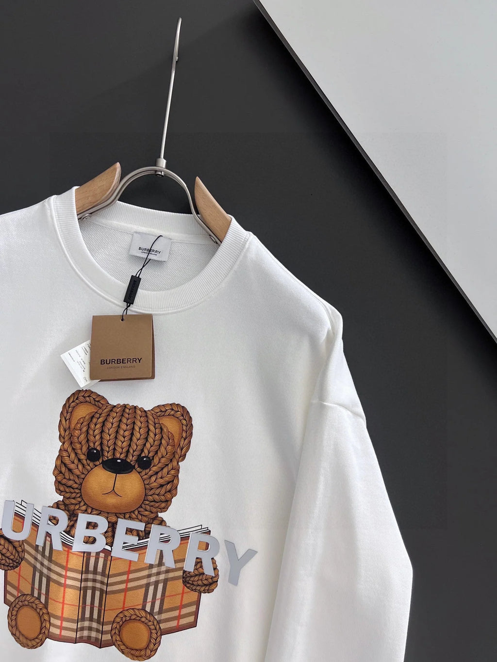 New printed pullover round neck hoodie