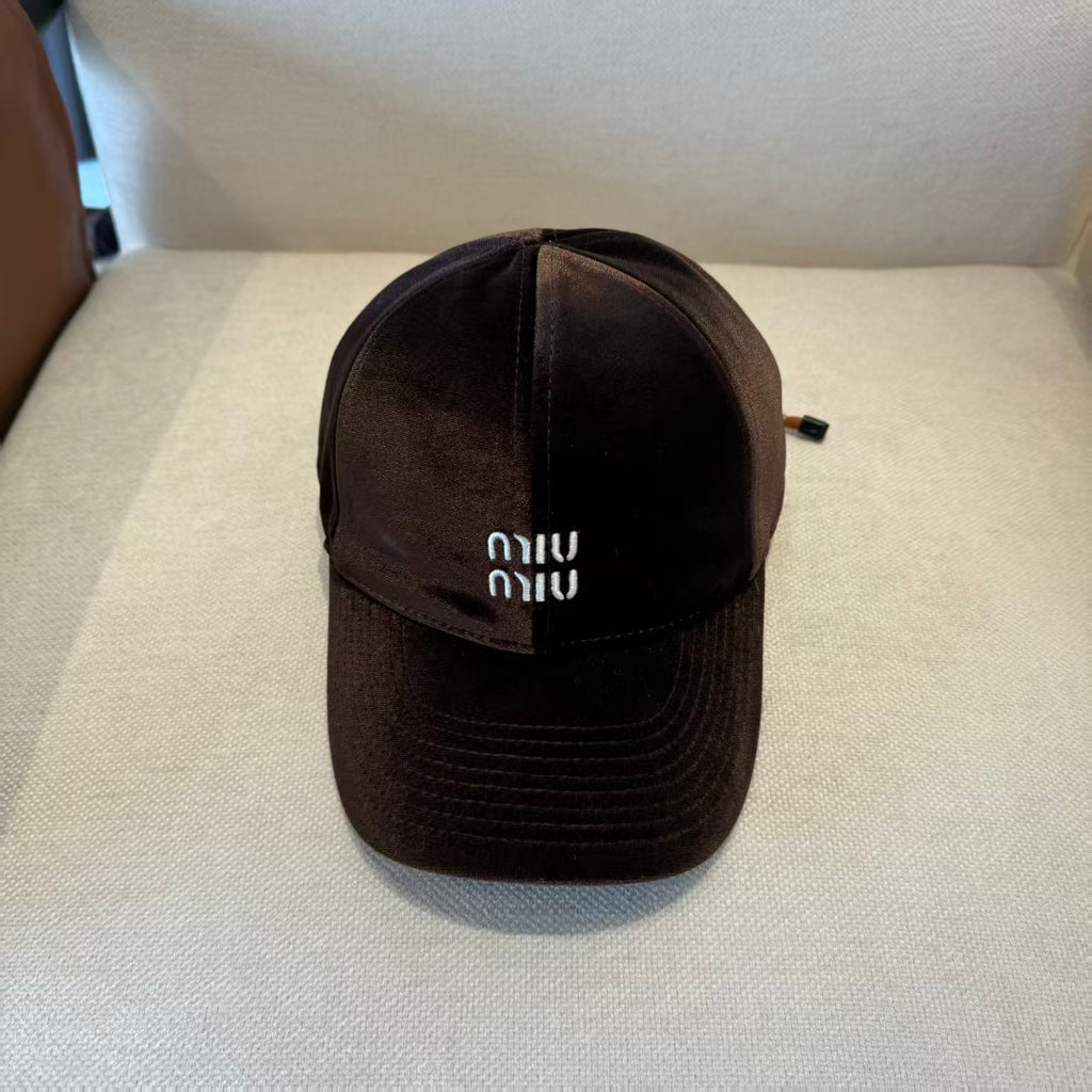 Hot selling embroidered baseball cap