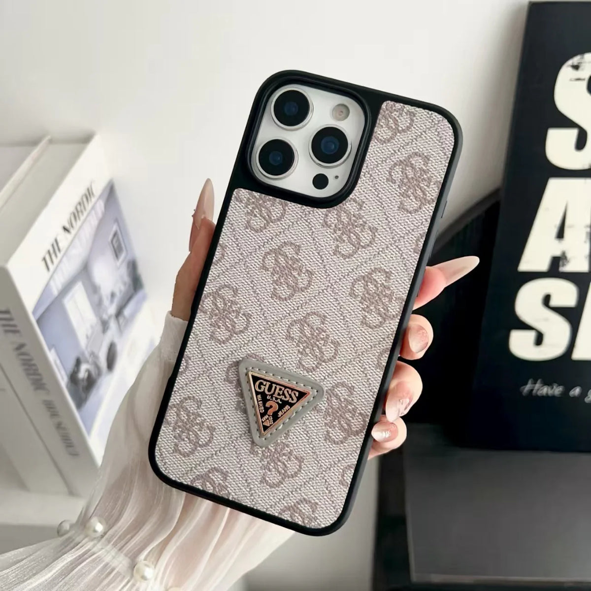 Carbon fiber pattern high-end phone case
