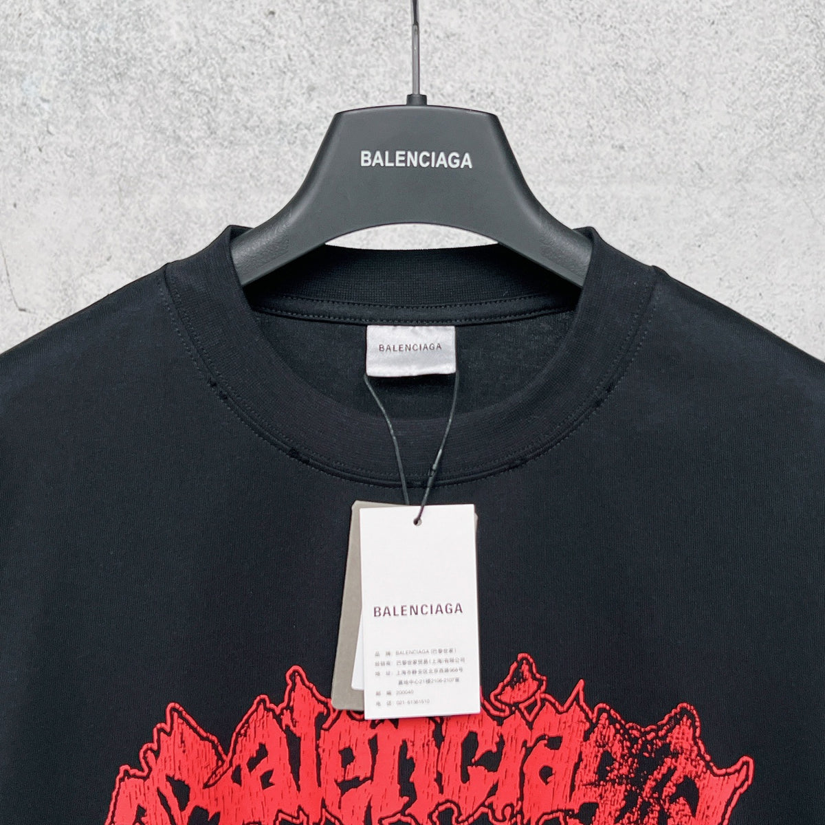 Wear out finished clothing, spray printed short sleeved T-shirt