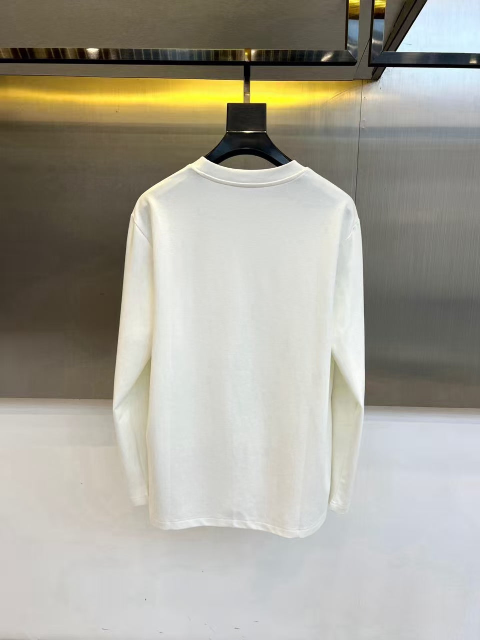 Casual base long sleeved T-shirt