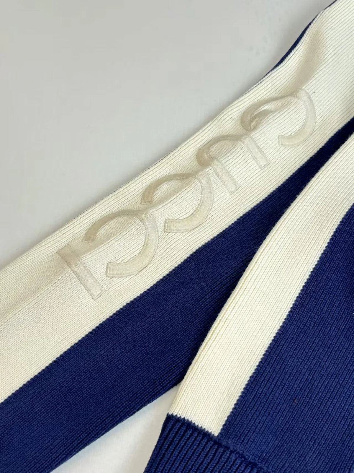 Embroidered patchwork woolen zipper jacket