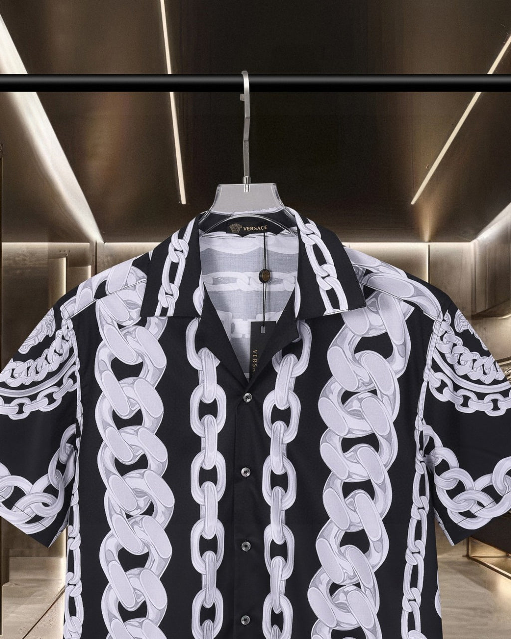 Exquisite printed short sleeved shirt