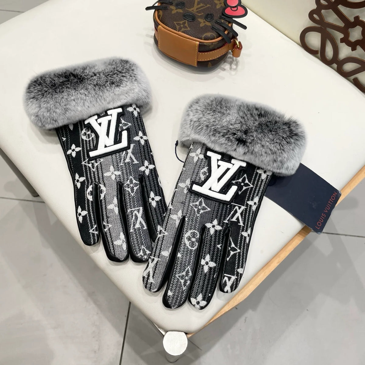 Gradient Lazy Rabbit Hair New Product Cloth with Leather Gloves