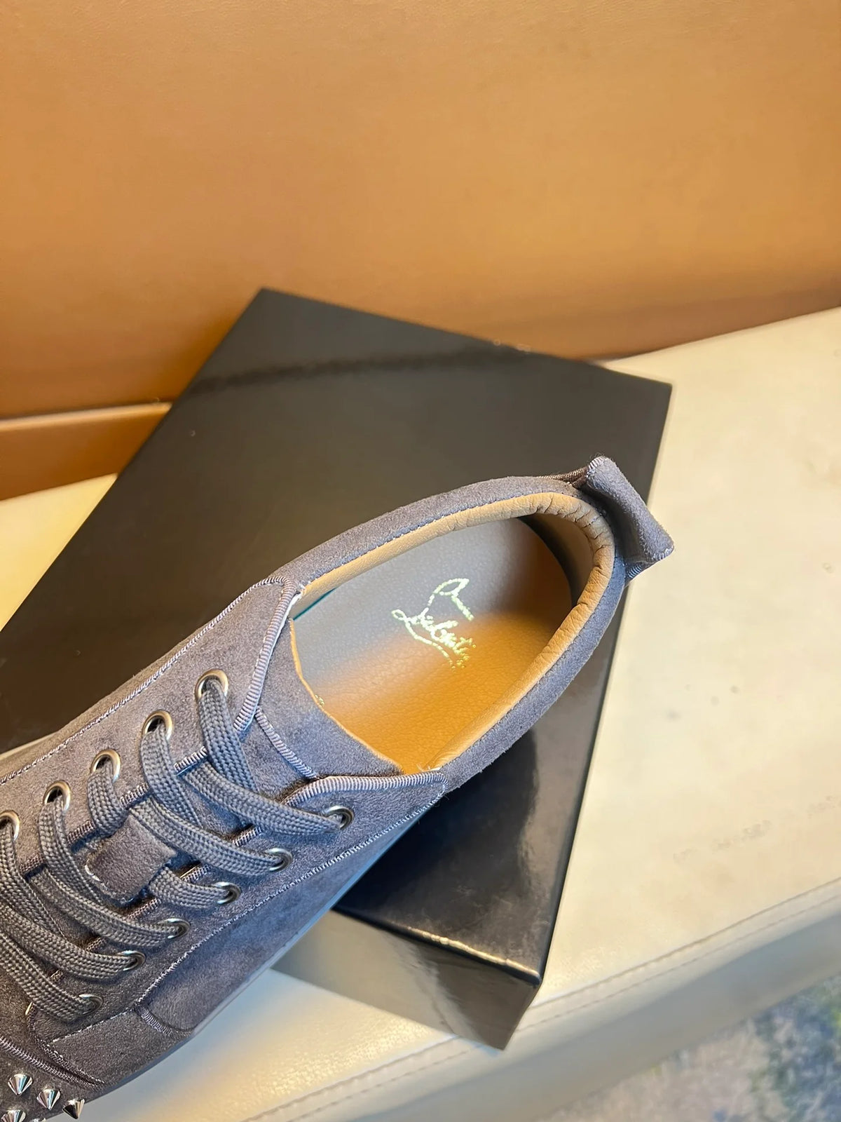 New men's shoes