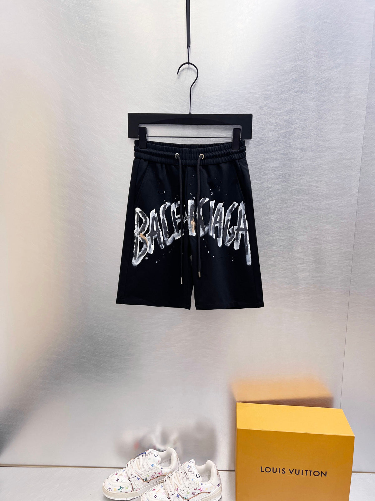 26 Summer New Men's and Women's Casual Shorts 4