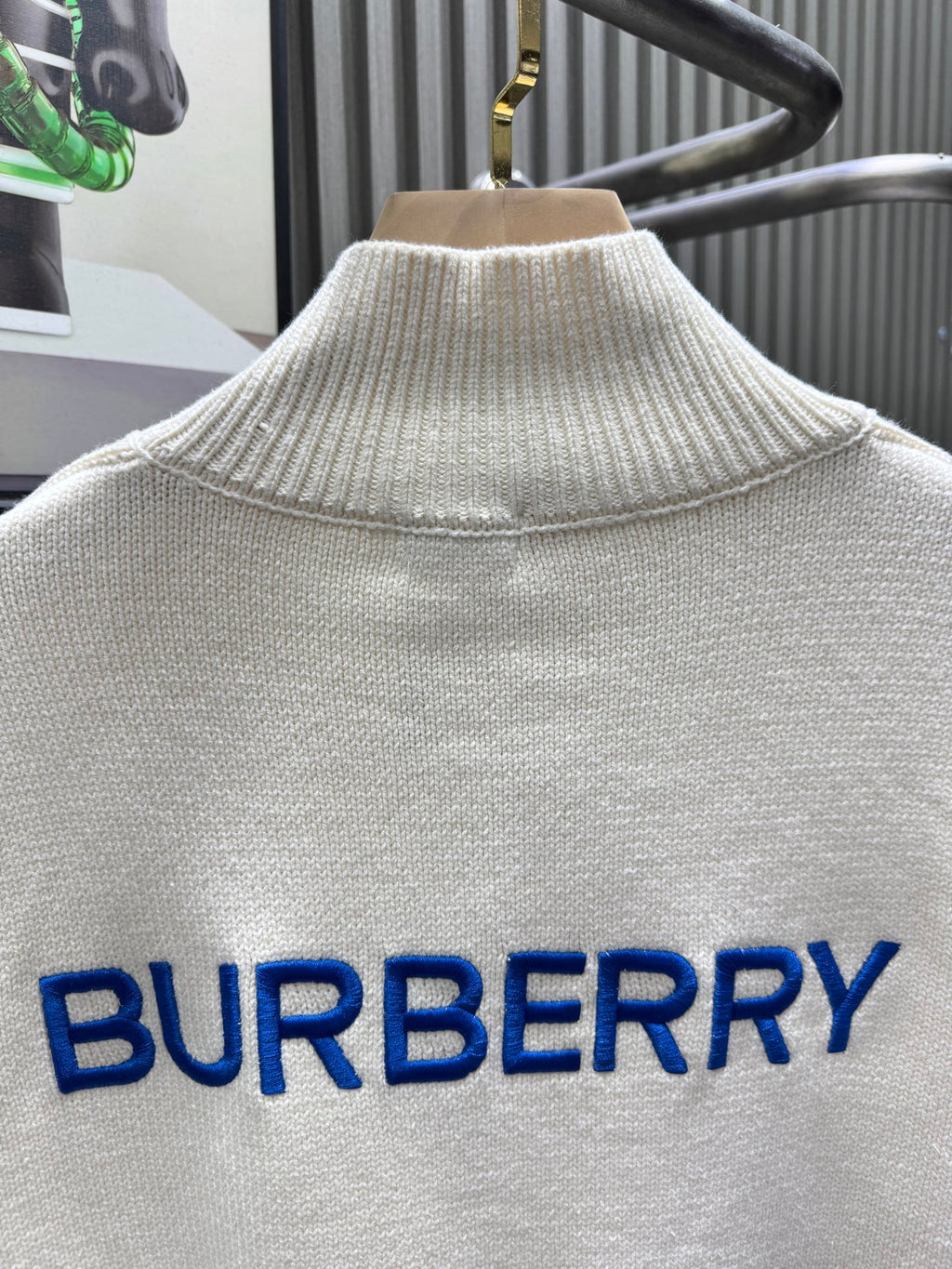 Small embroidery high neck pullover with half collar buckle knitted sweater