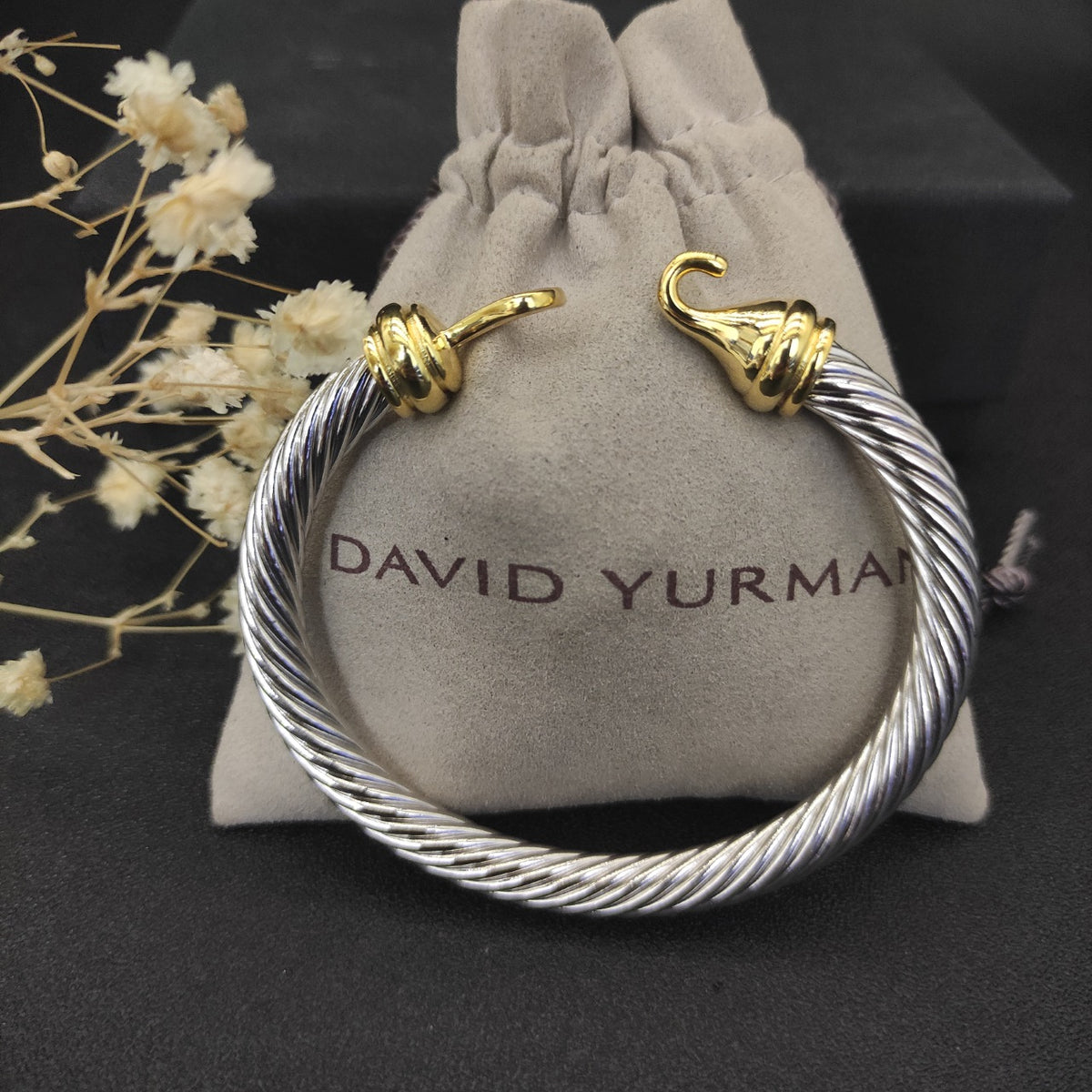 Golden Hook Head Bracelet