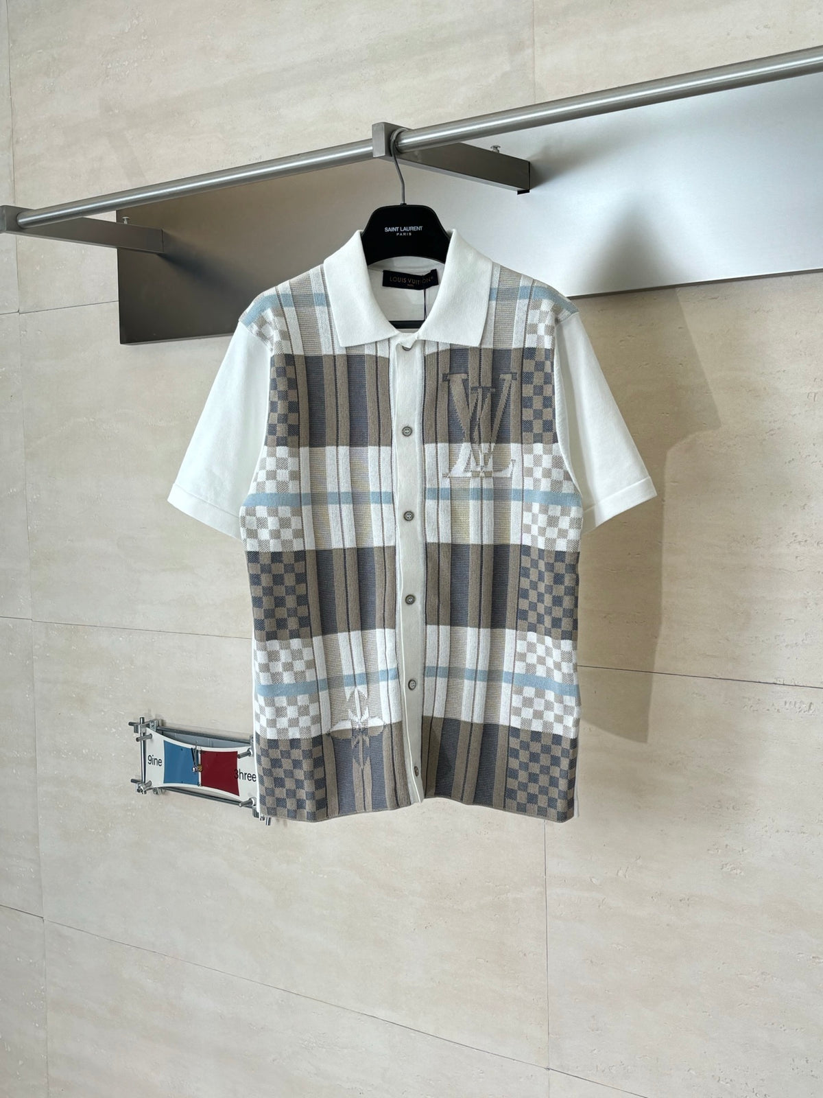 Plaid jacquard knitted short sleeved shirt