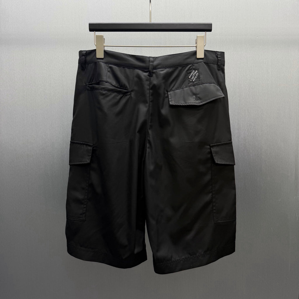 Old flower three-dimensional pocket workwear shorts
