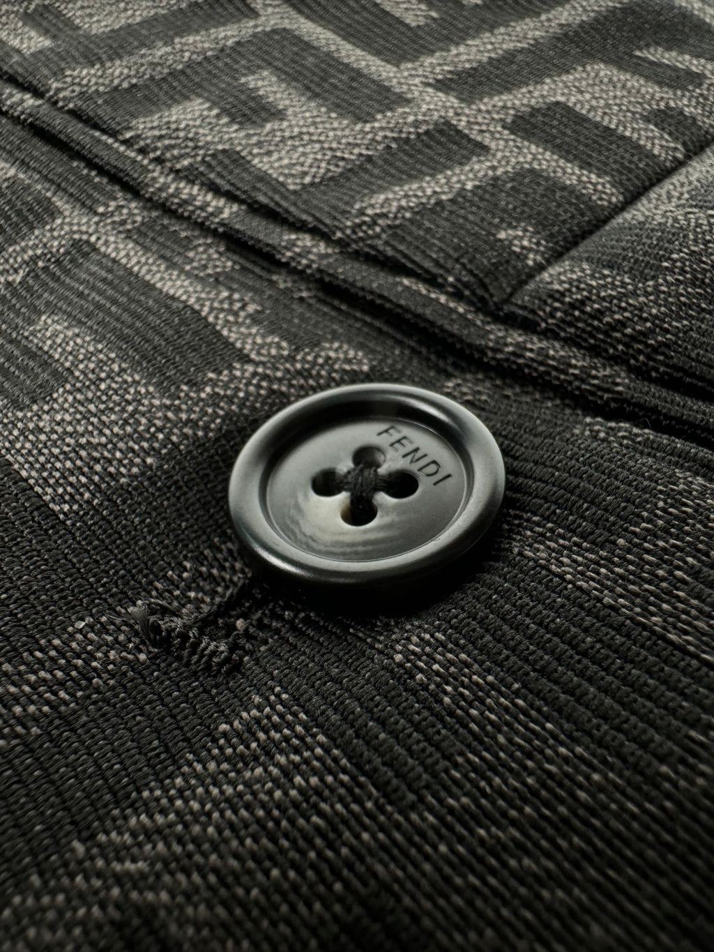 Presbyopia printed shorts