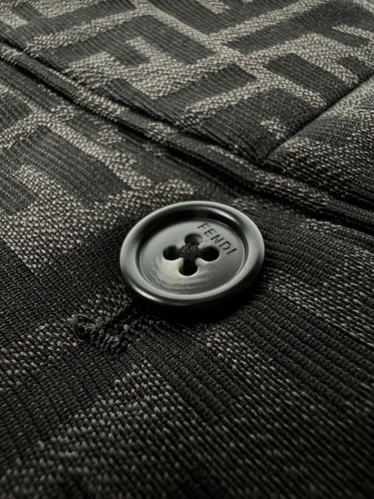 Presbyopia printed shorts