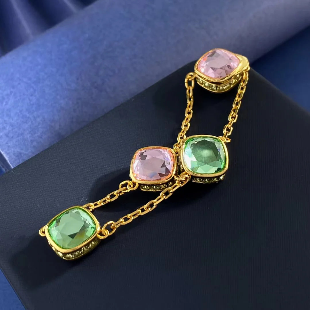 Four diamond magnetic buckle bracelet