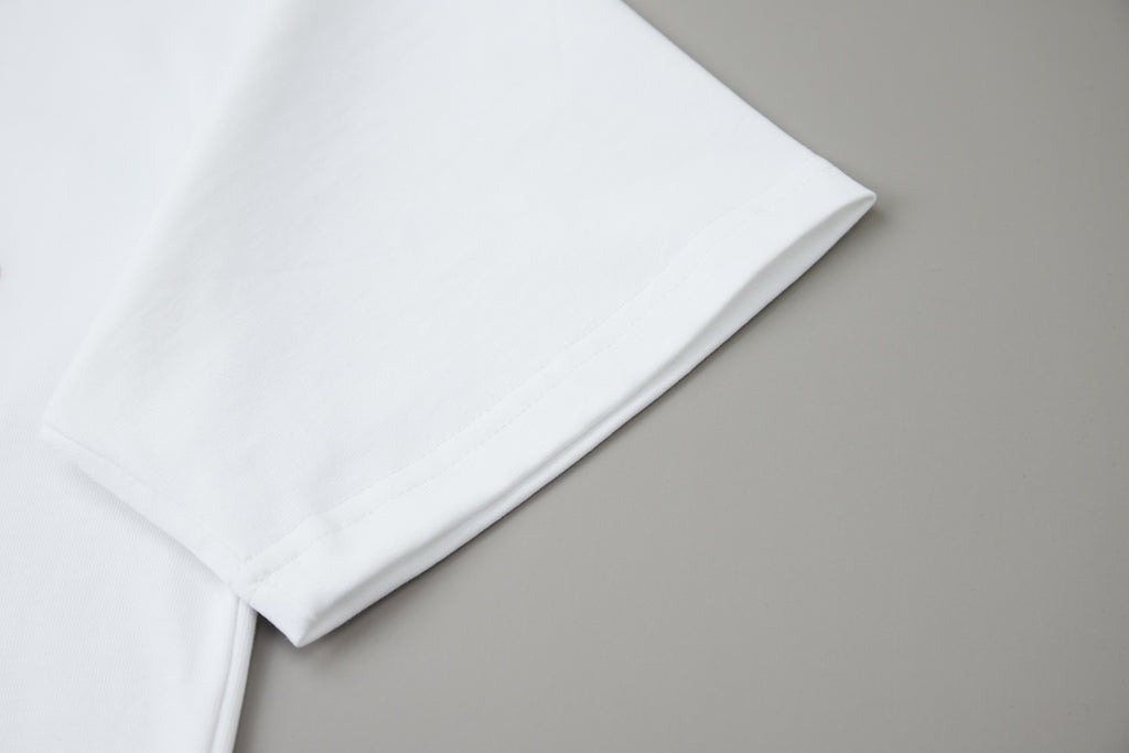 Light luxury embroidered T-shirt