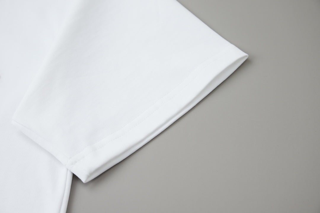 Light luxury embroidered T-shirt
