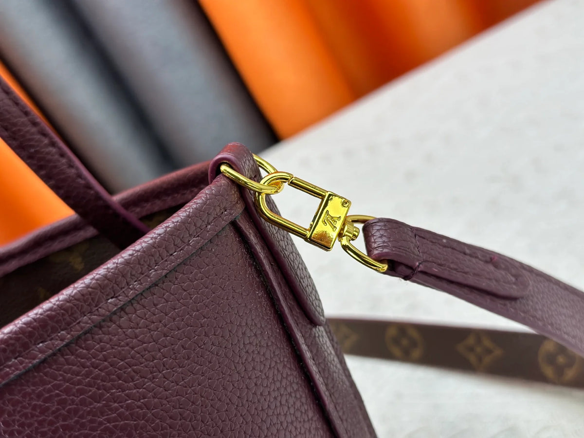 Classic double-sided handbag