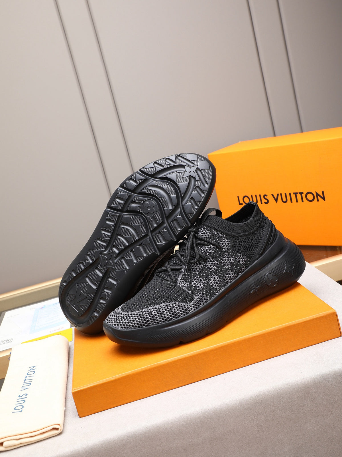 Shape embossed patchwork pattern shoe lace up series