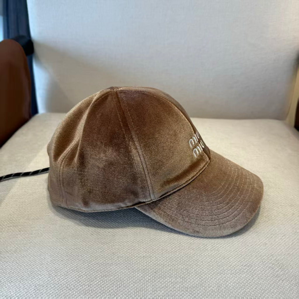 Hot selling embroidered baseball cap