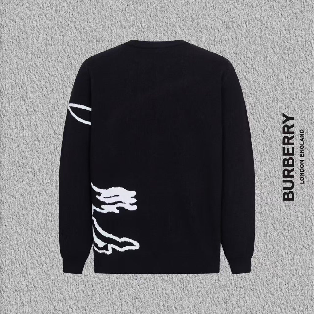 War horse knitted round neck sweater