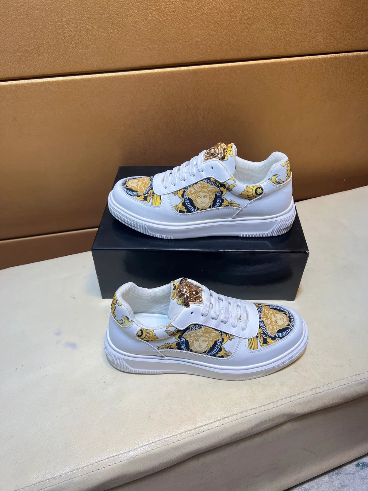 Novel and fashionable trendy shoes