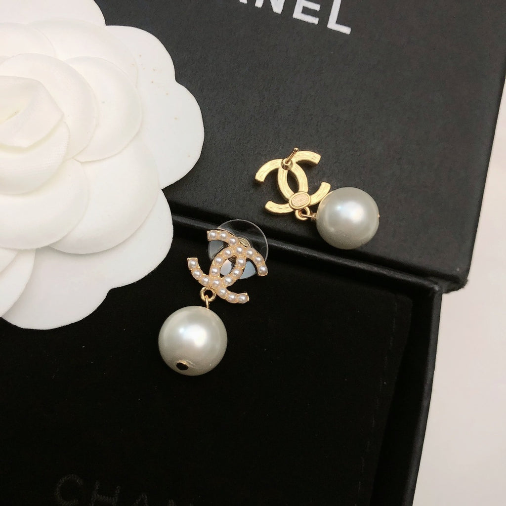 New early spring pearl earrings