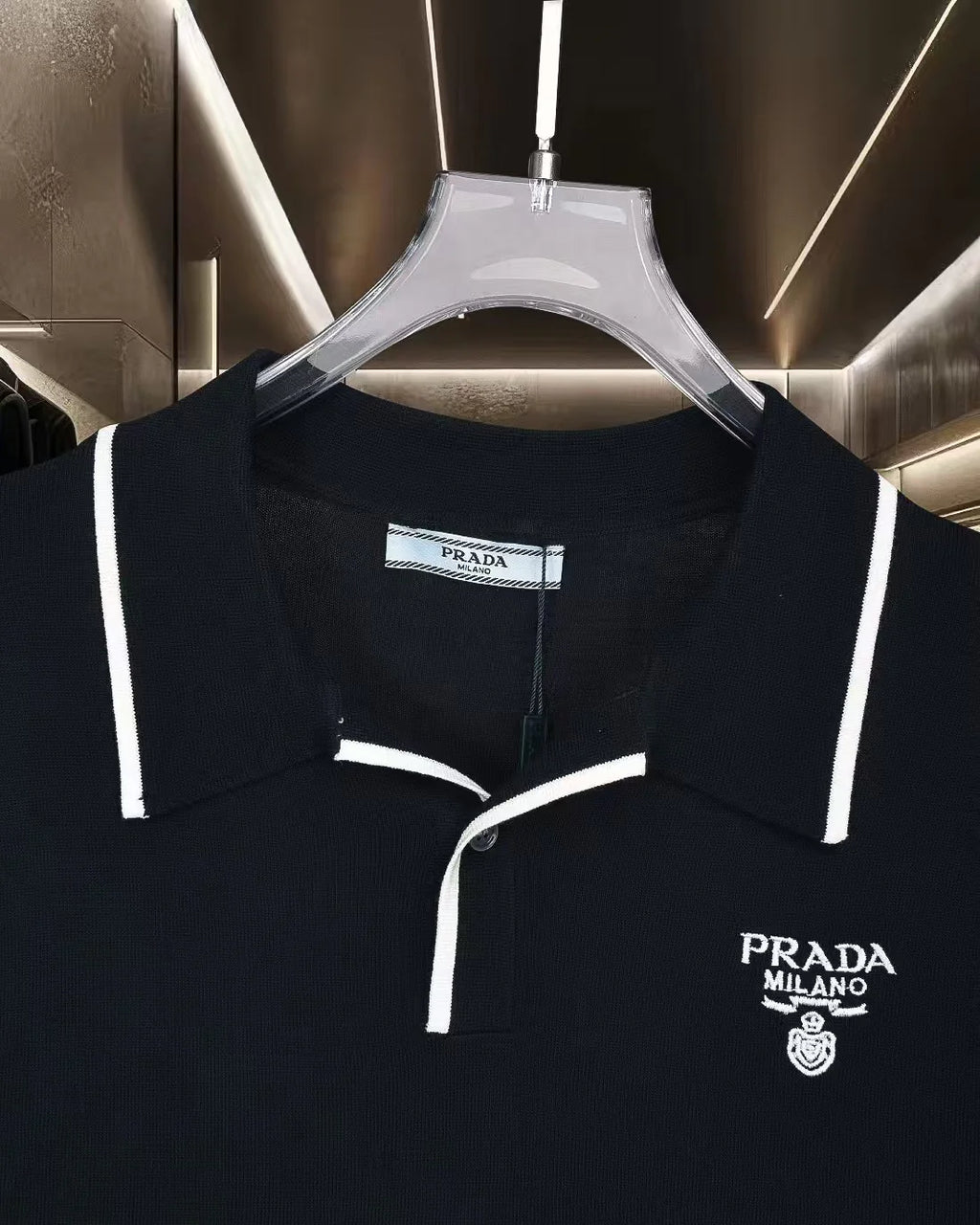 New embroidered knitted short sleeved polo shirt