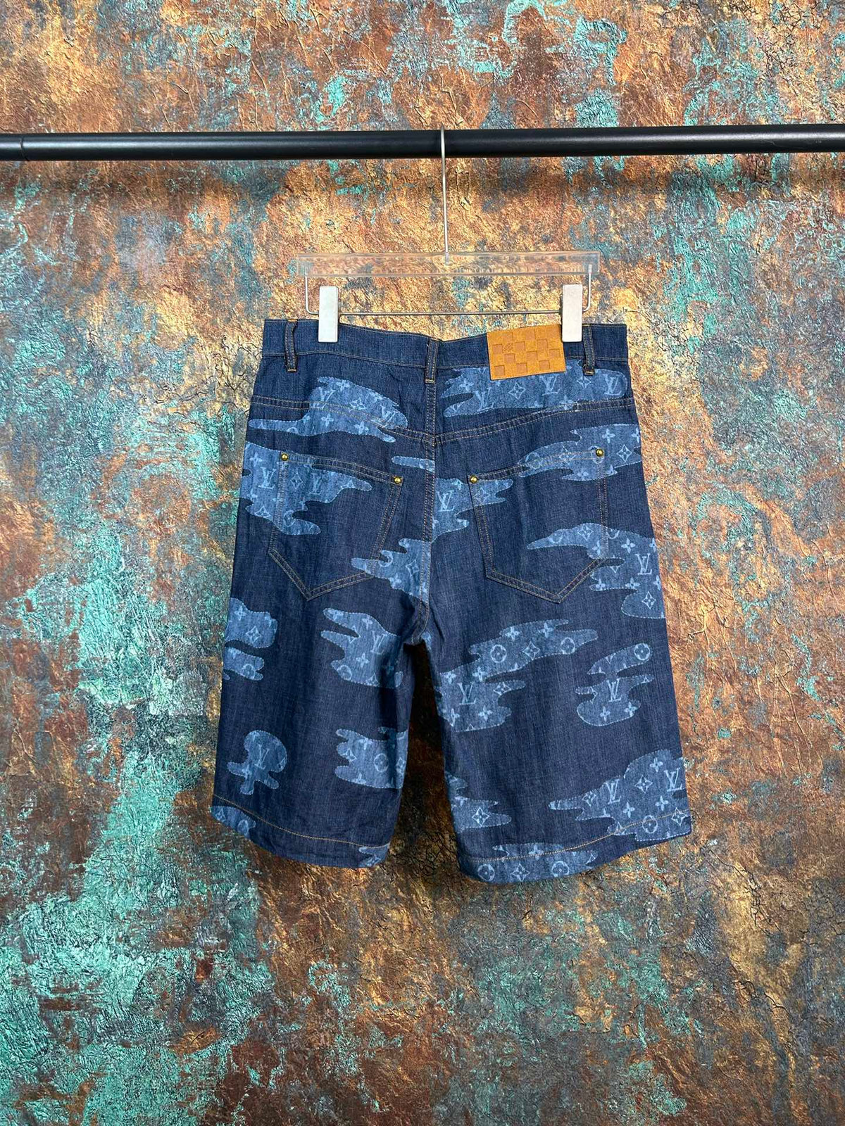 New cloud youth fabric zipper opening denim shorts