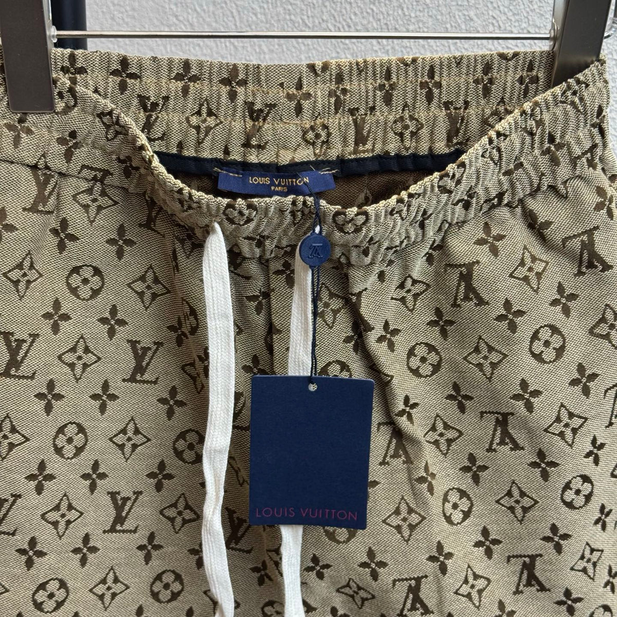 Full printed logo jacquard denim shorts