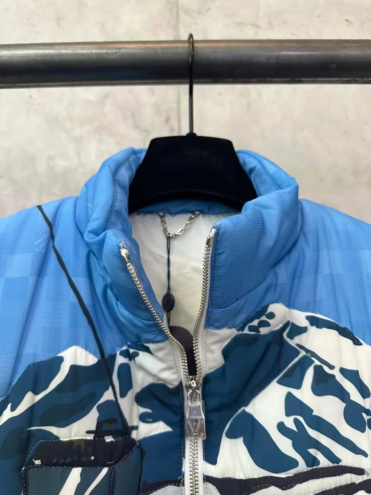 New sleeveless stitch vest jacket