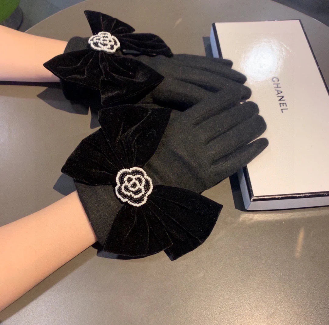 Zhuzhu Mountain Camellia+Big Bow 🔥 fashion gloves
