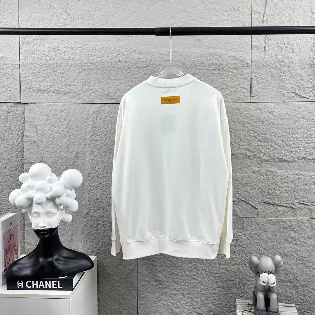 Long sleeved round neck hoodie for both men and women