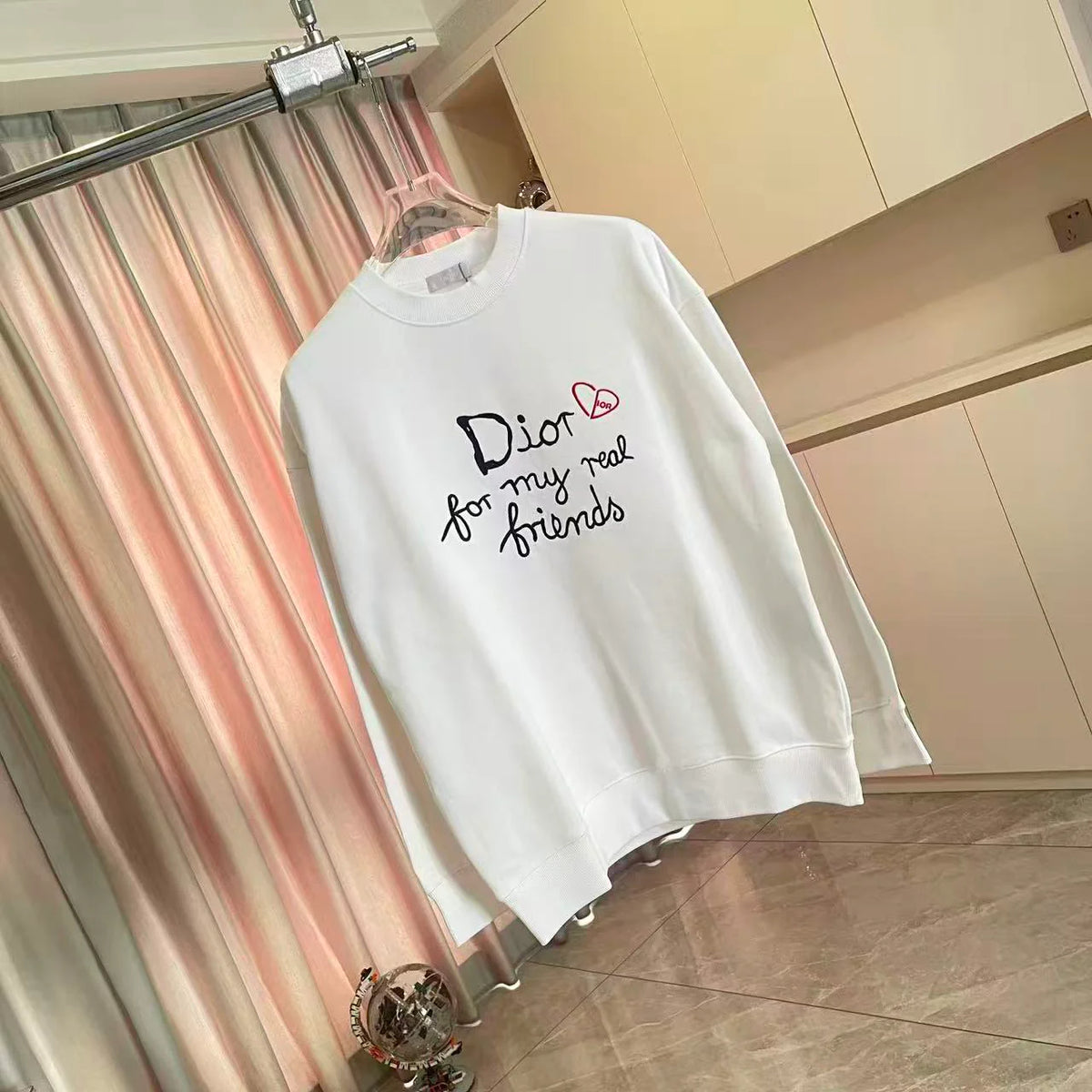 New embroidered letter hoodie