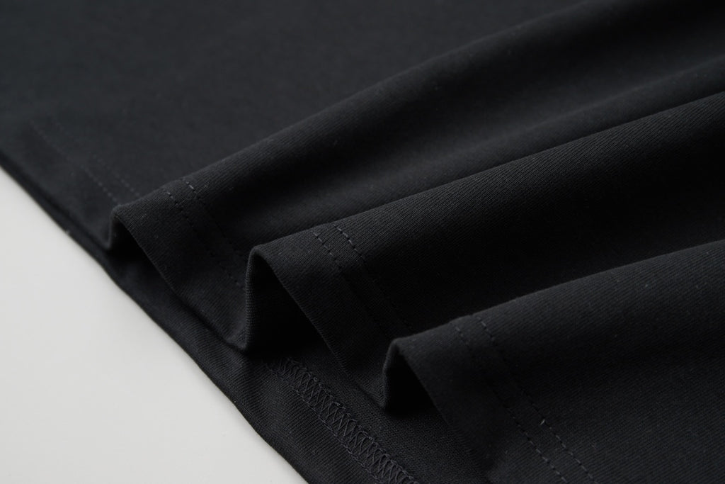 Light luxury embroidered T-shirt
