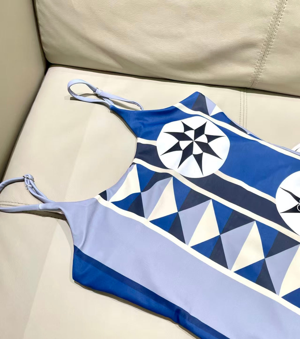 New one-piece printed swimsuit