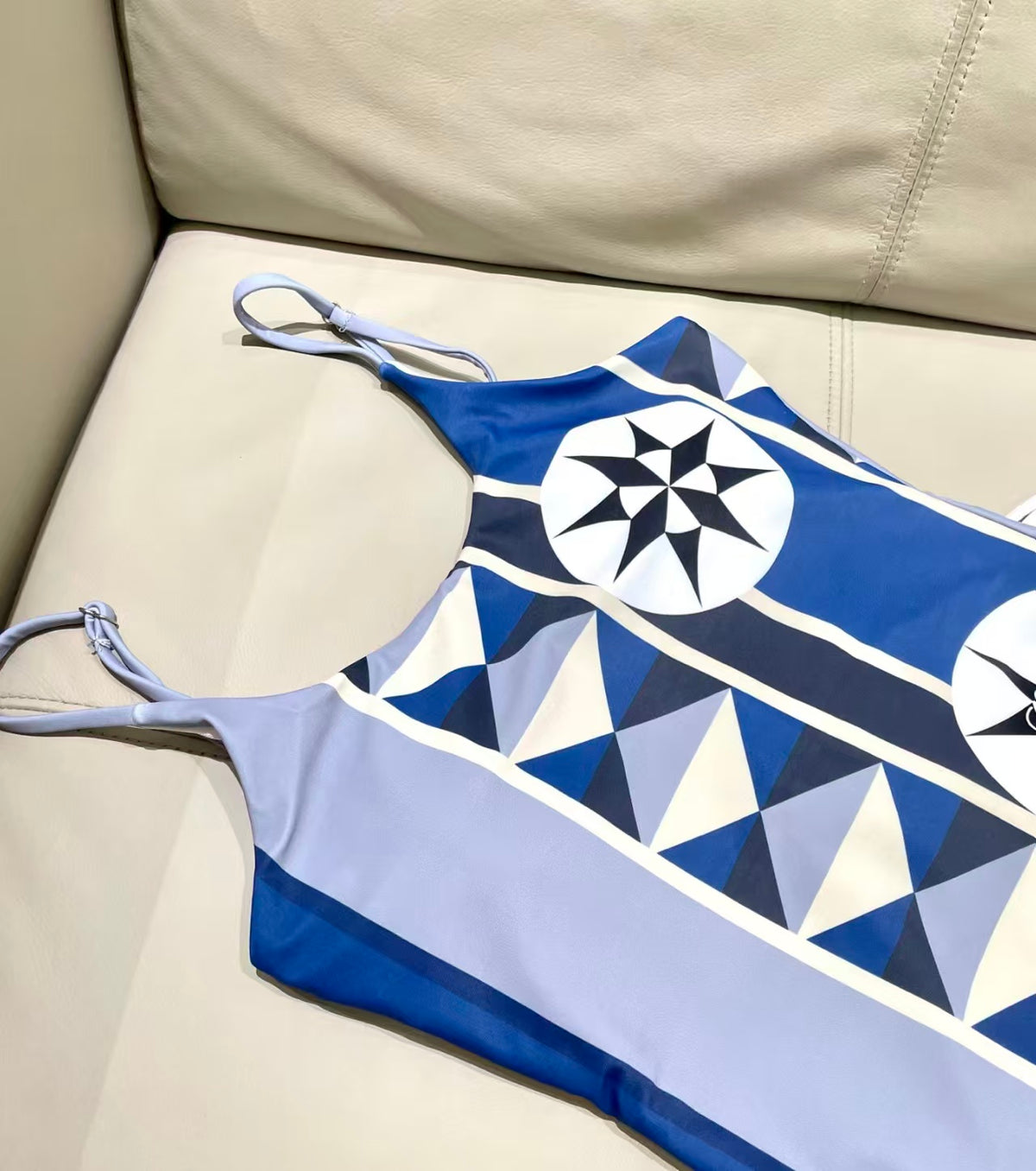 New one-piece printed swimsuit