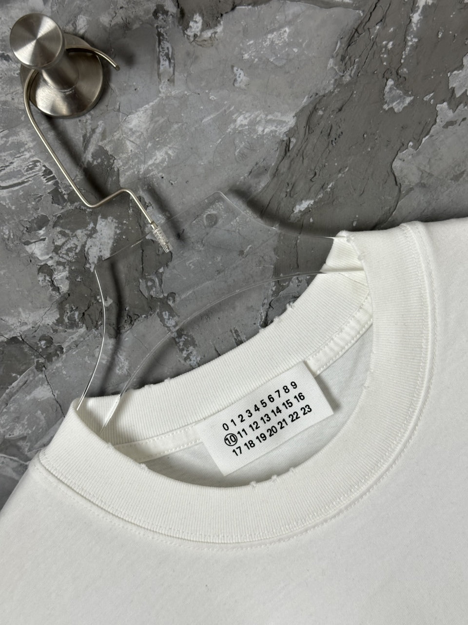 Loose fit T-shirt for both men and women